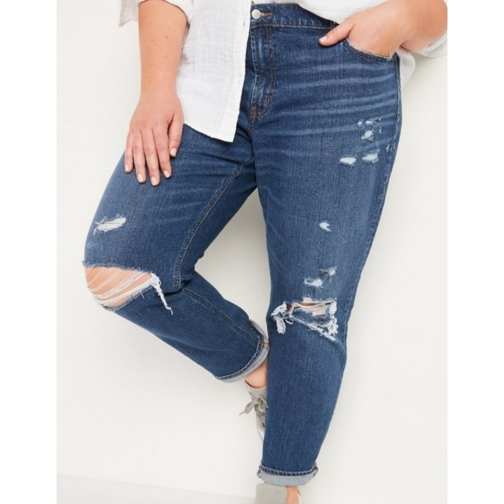 Old Navy Mid Rise Boyfriend jeans Medium wash Size 10 Tall